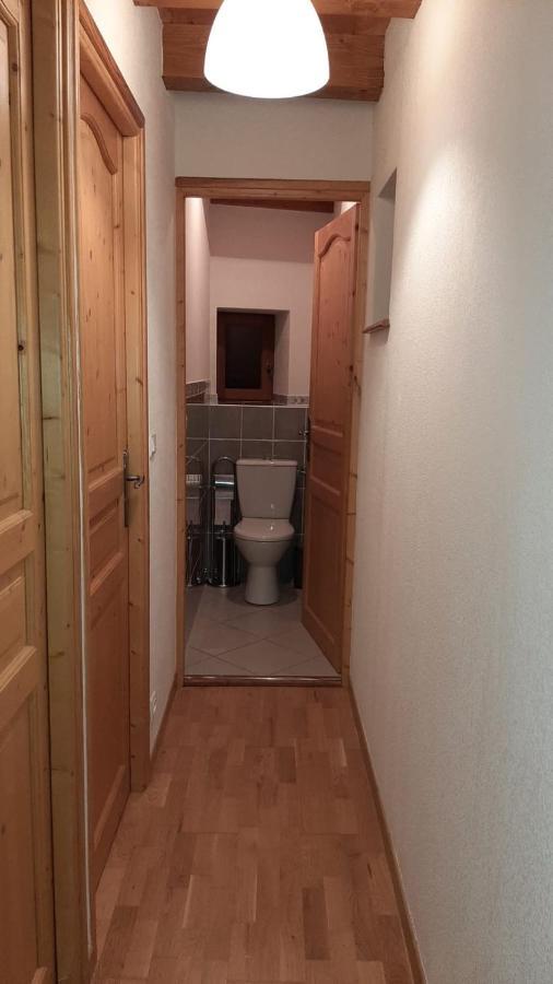 Petite Maison De Village Situee Entre Lacs, Cascades Et Montagnes Holiday home *